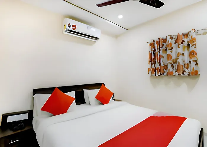 Hotel Blue Leaf